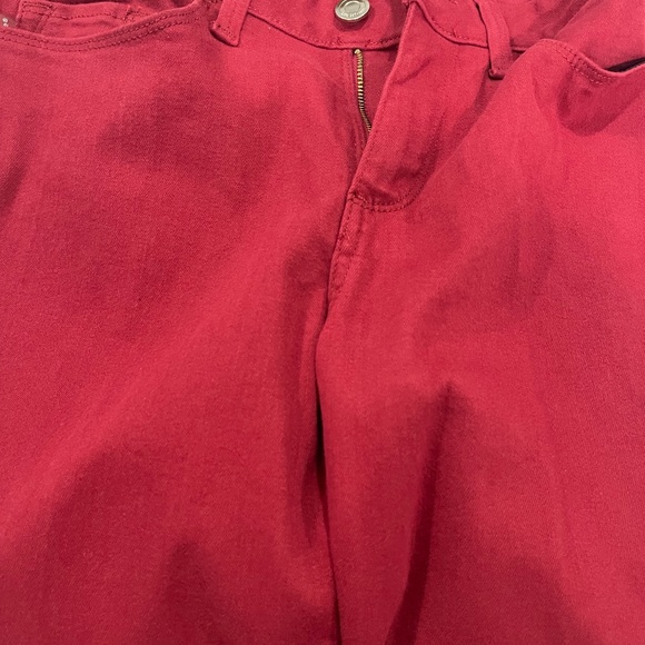 Red Jeans - Picture 3 of 7